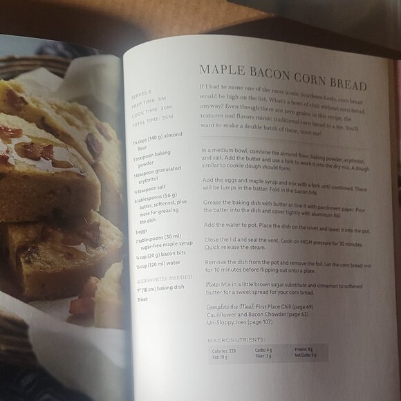 Cookbook The Family-Friendly KETO INSTANT POT Cookbook Quick Easy Low-Carb Meals - Picture 5 of 8